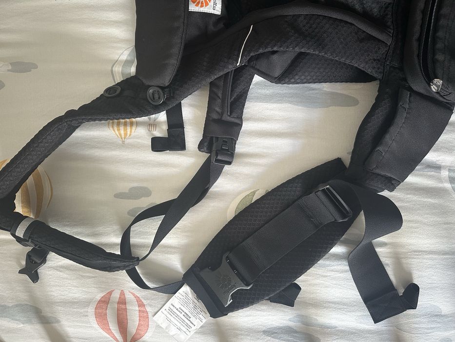 Marsupio Ergobaby tecido respiravel