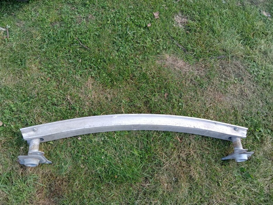 Belka pod zderzak przedni audi a3 8l