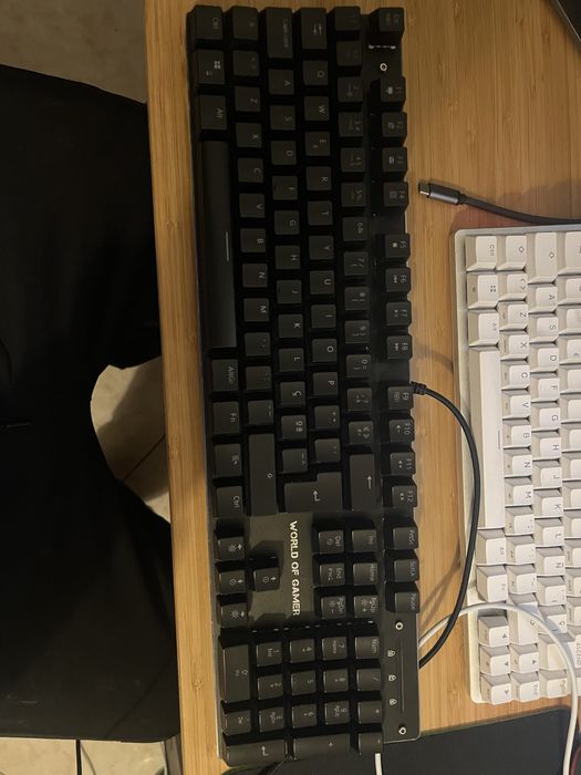Teclado mecanico Bako