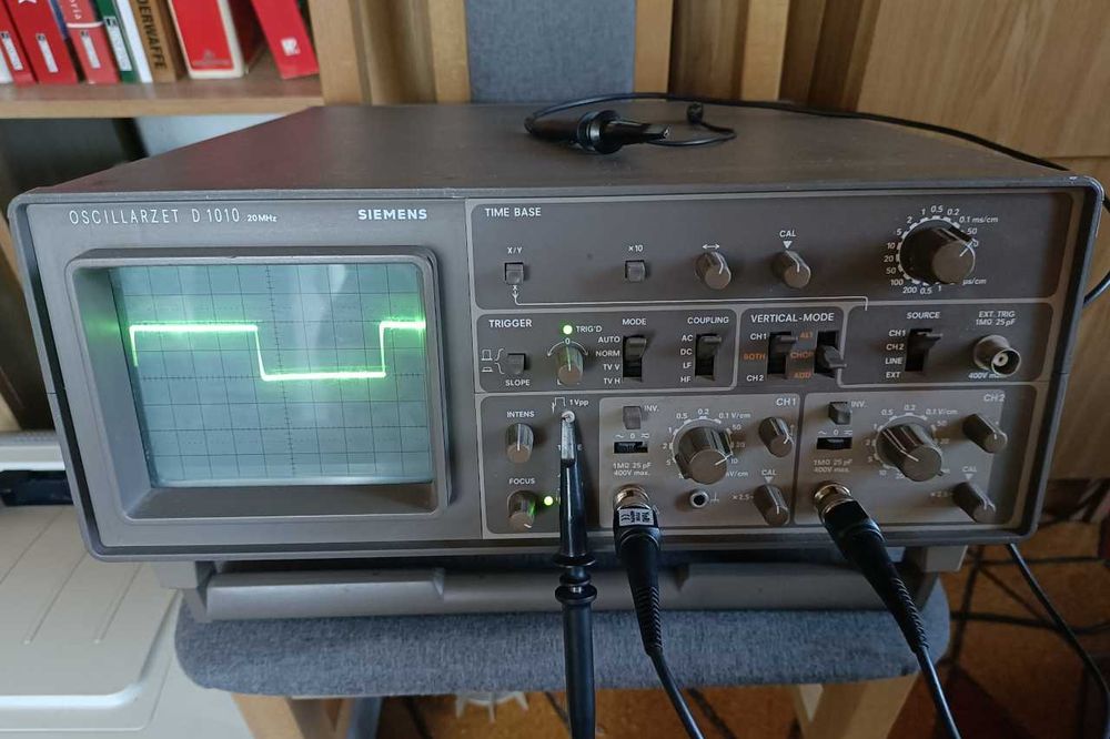 Oscyloskop SIEMENS D1010 20MHz