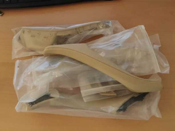 KIT Puxadores Pegas Interiores Pegas Portas BMW F10 F11 F18 (Pele) (NOVO)