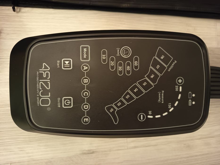 Aparat do drenażu limfatycznego 4Fizjo Pro C8 nogawki +biodra,brzuch