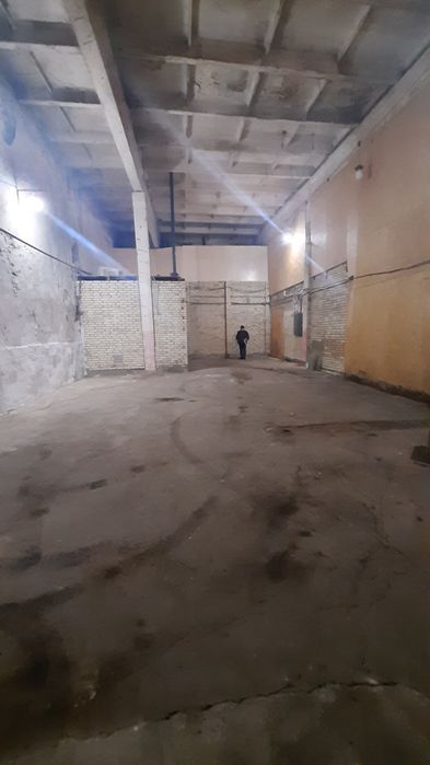 Оренда теплого сухого виробничо складського приміщення 300м2, з рампою