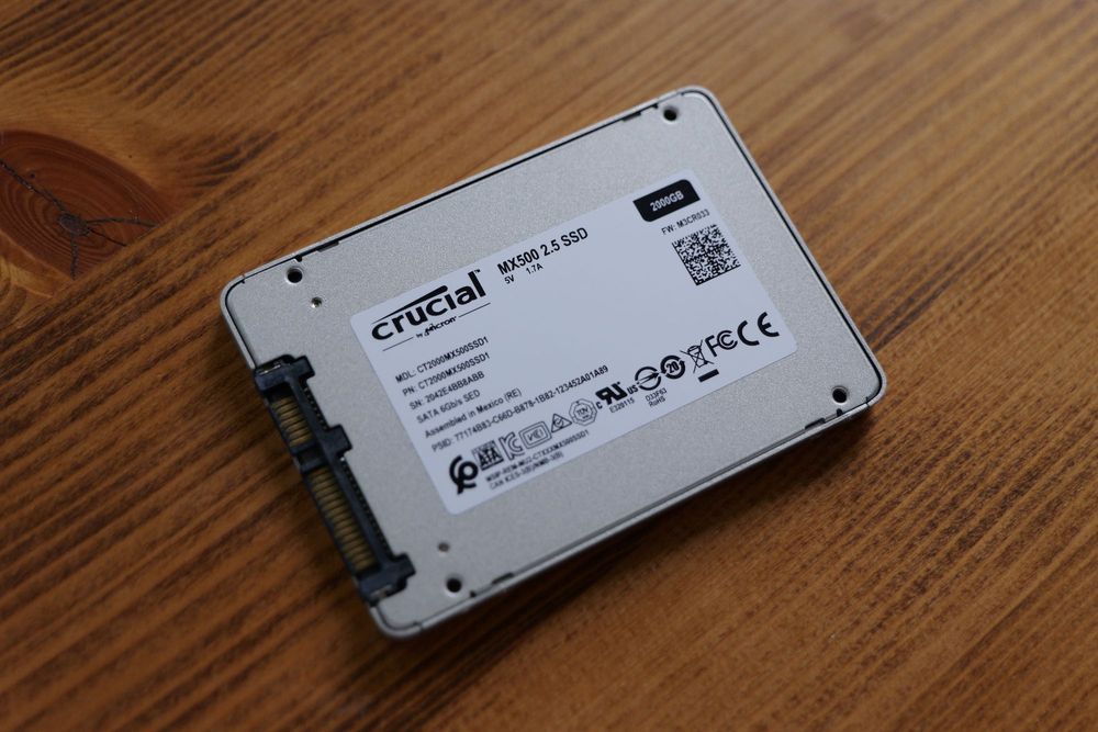 4x dysk SSD Crucial MX500 2TB tylko 1% zużycia TBW