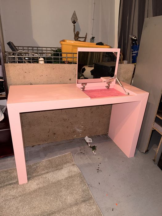 Secretaria para menina penteadeira rosa com espelho