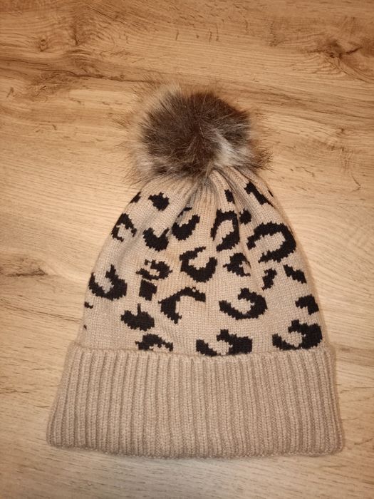 Czapka zimowa ocieplana Nowa