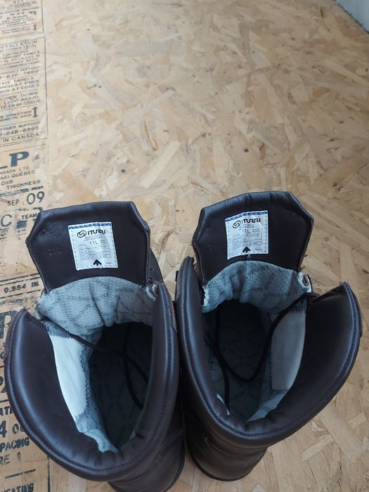 Військові берці британської армії виробництва ITURRI