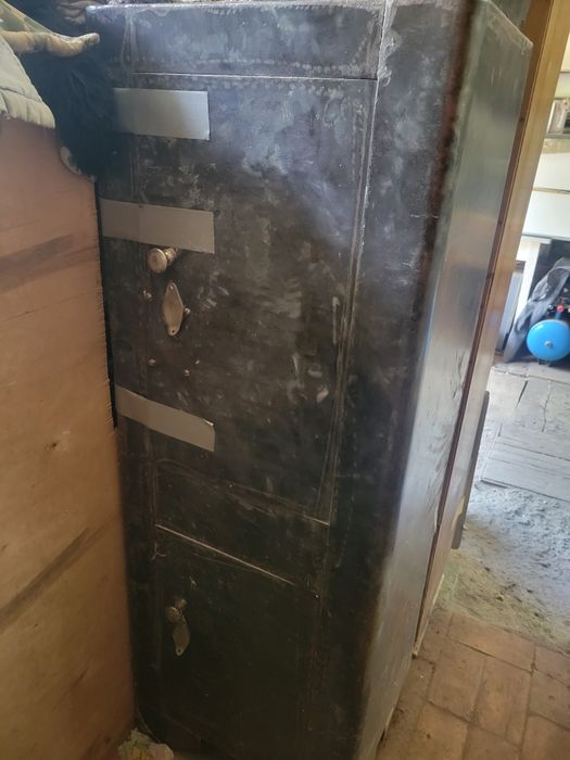 Сейф бухгалтерский самовывоз