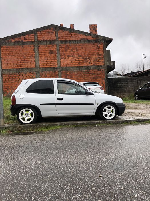 Opel corsa B 1.7