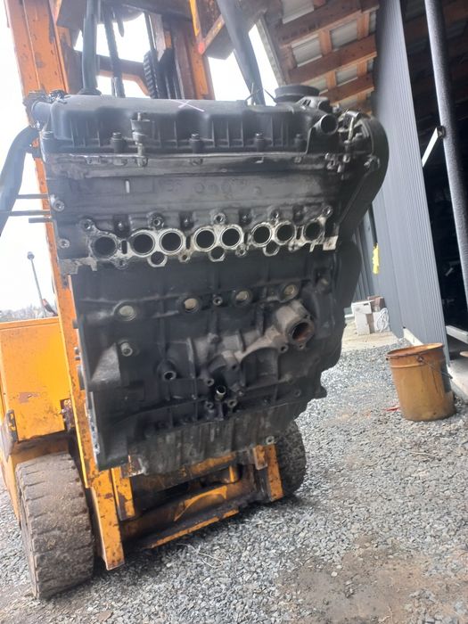 Двигун сітроен пежо 2,2hdi 10DZ23