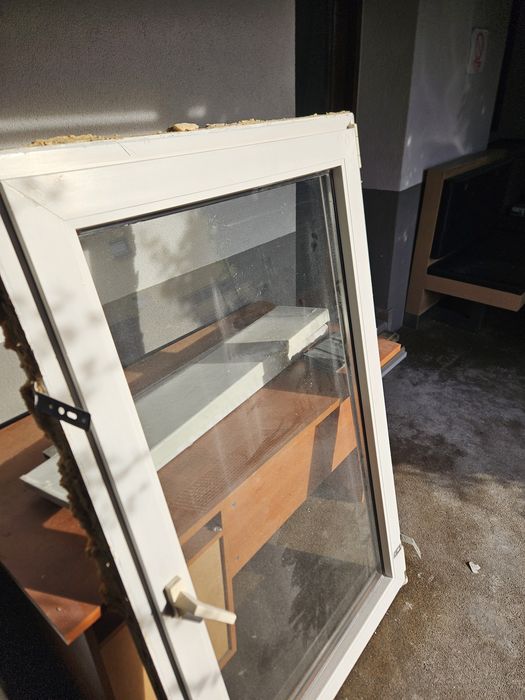 Okna plastikowe białe