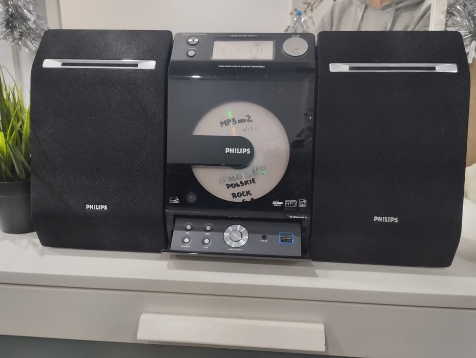Wieża stereo Philips Bluetooth MP3 radio CD.Cienkia,