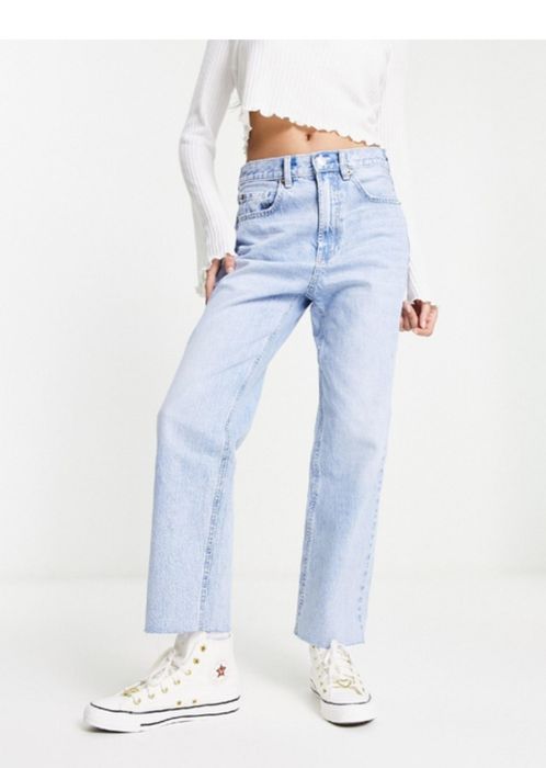 Джинси Stradivarius