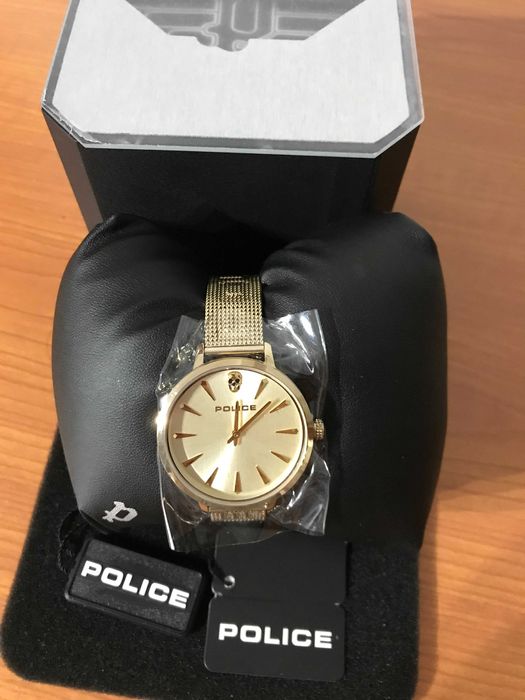 Relógio Police Dourado