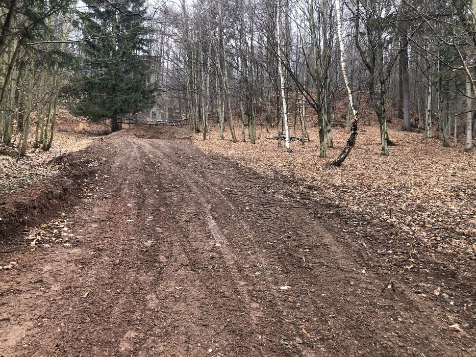 Działka budowlana Kamionki gmina Pieszyce, piękna i spokojna okolica, natura 2000 - Więcej