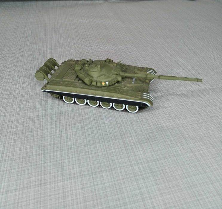 Продам Модели танков