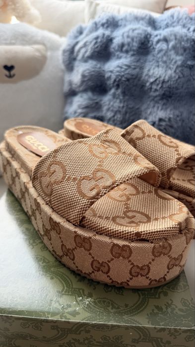 Klapki gucci 40