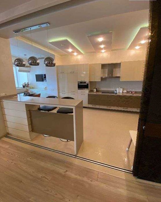 3-комнатная квартира по адресу ул. Бандеры Степана (площадь 202 м²) - Atlanta.ua - фото 3