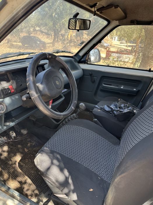 Renault Express 1.9D com documentos