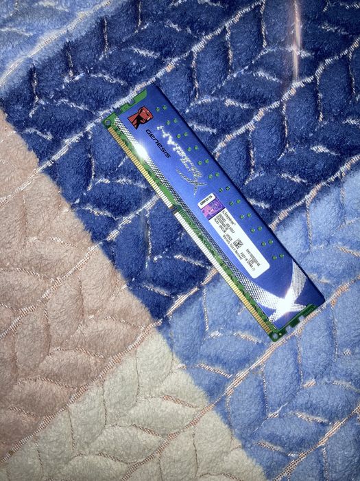 Оперативна пам'ять Kingston HyperX Genesis DDR3 4GB 1600MHz.