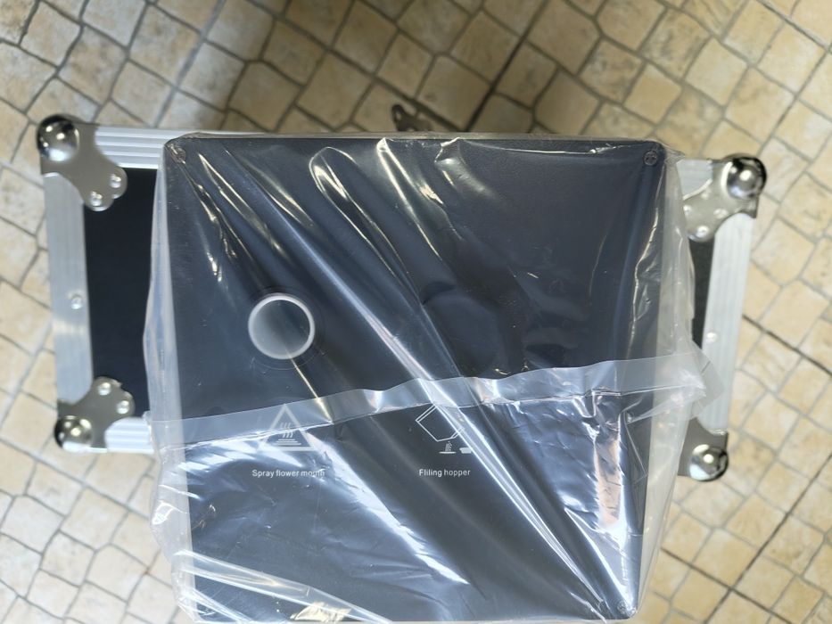 Máquina de faíscas frias 700W com Flightcase