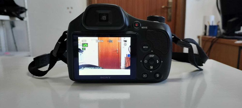 Sony Cybershot DSC-H400