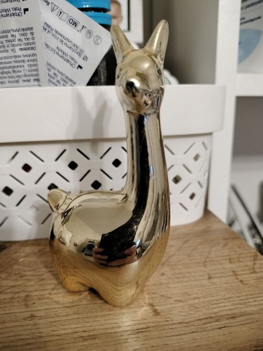 Figurka złota lama. Okazja.