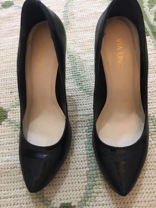 Sapato preto Via Uno