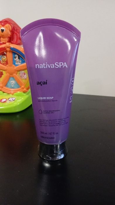 Sabonete liquido de  açai boticario
