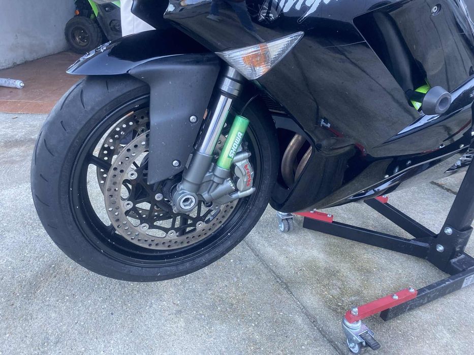 Kawasaki ninja zx6-r aceito retomas
