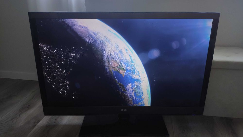 Tv LG 42 cale FullHD 100Hz