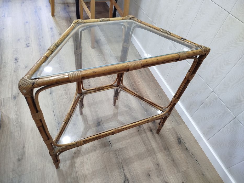Conjunto de bambu - Mesa e cabide