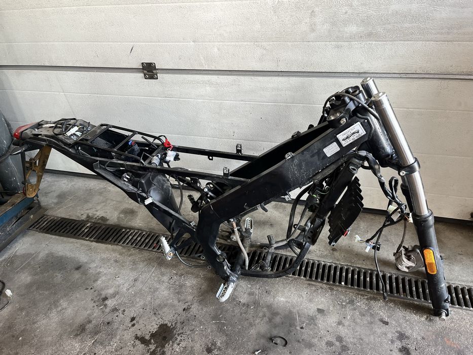 Rama derbi senda gilera aprilia 2018 instalacja
