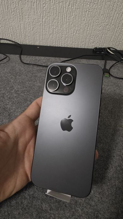 Iphone 16 pro max e Apple watch SE