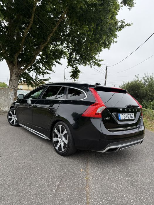 Volvo V60 D6 Full Extras