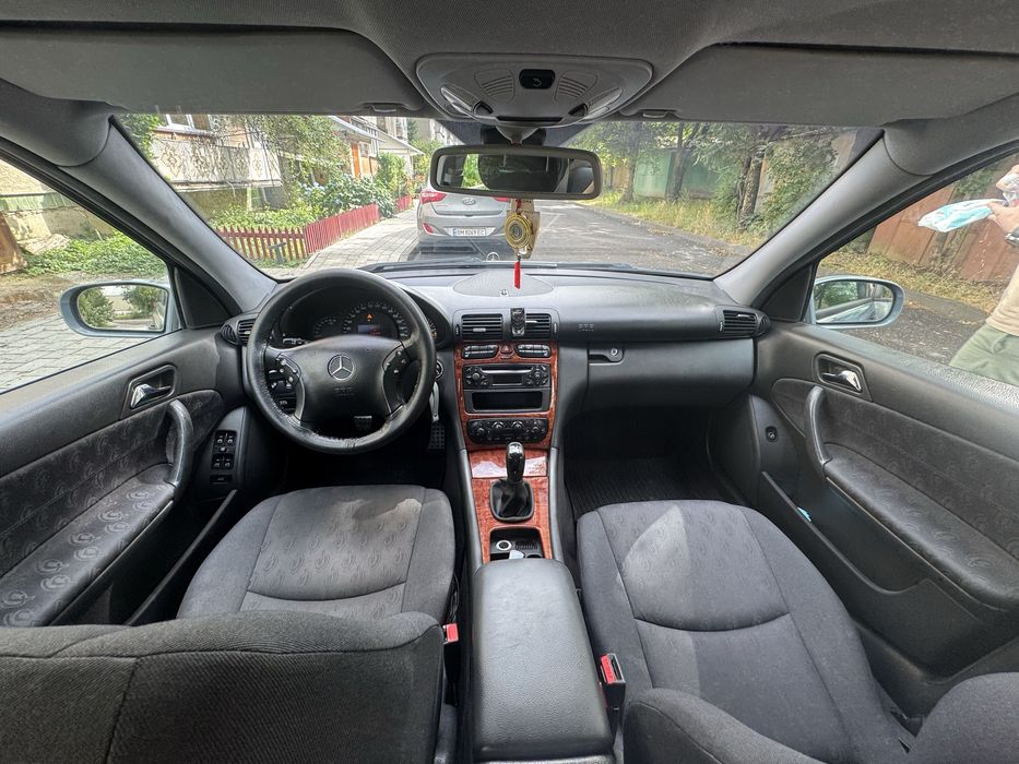 Mercedes-Benz C-Class 2003