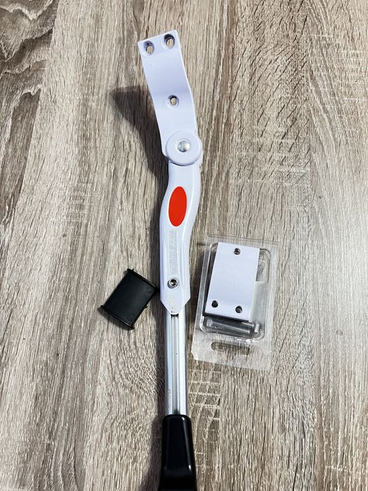 Подножка для велисипеда (новая)цвет белый