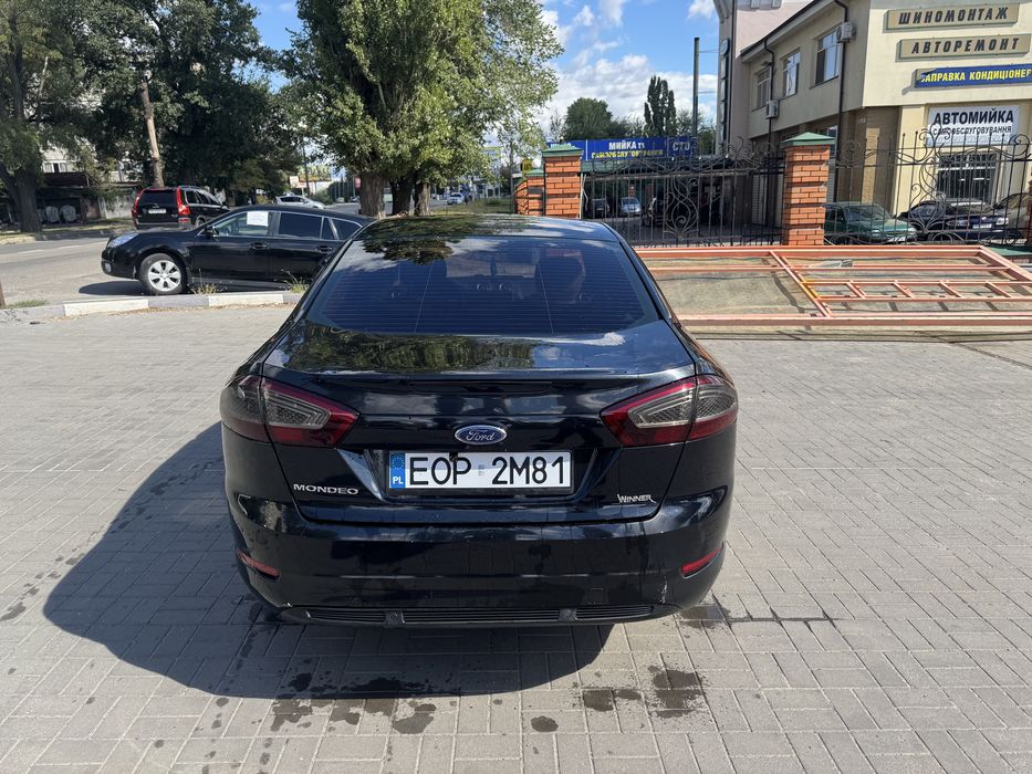 Ford Mondeo 2012   2.3газ бензин