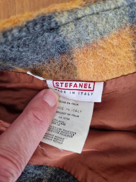 Saia "Stefanel", Made in Italy, 65% lã, 42