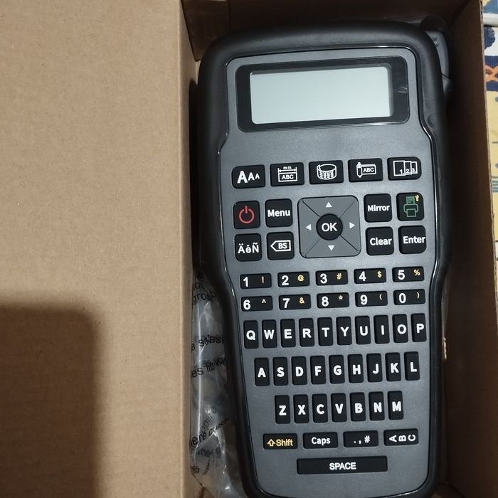 Принтер етикеток E 1000 PRO.