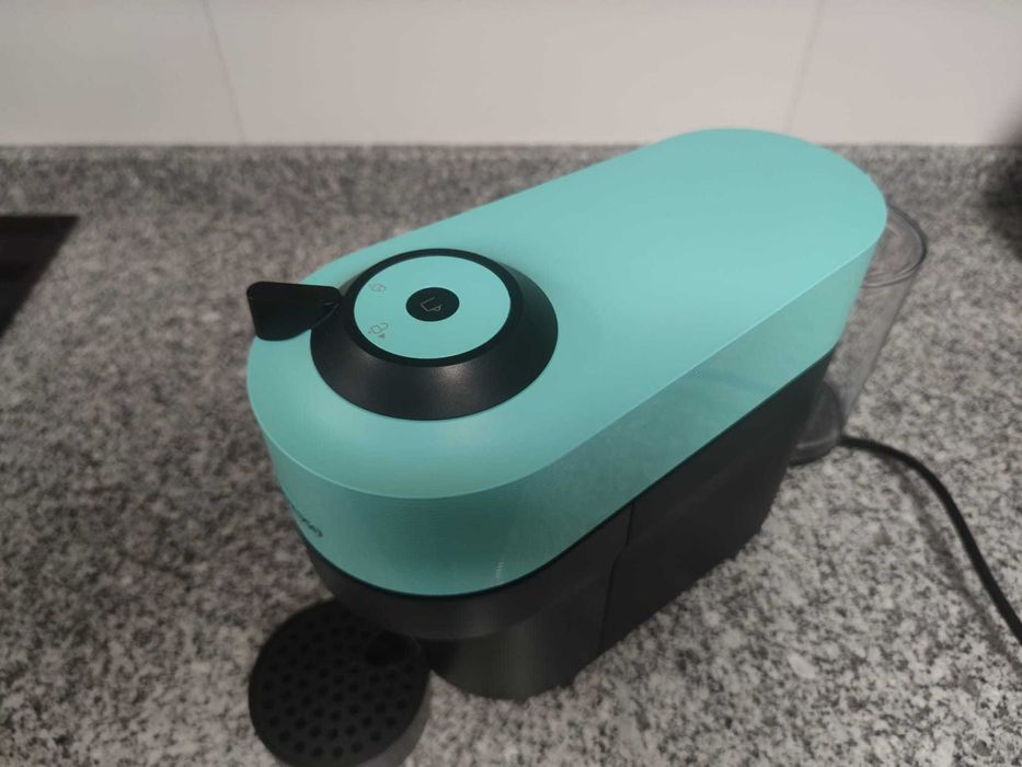 Krups Máquina de Café Nespresso Vertuo