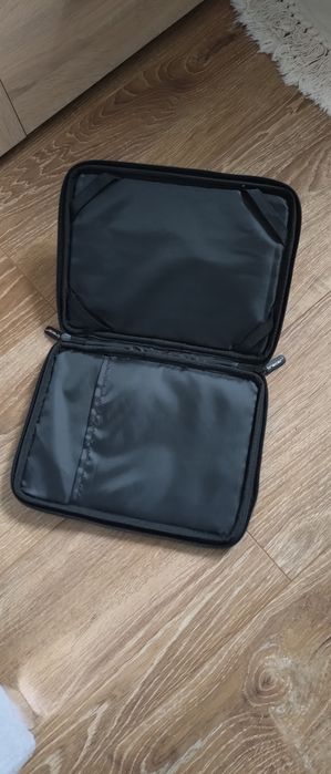 Sprzedam etui do tableta