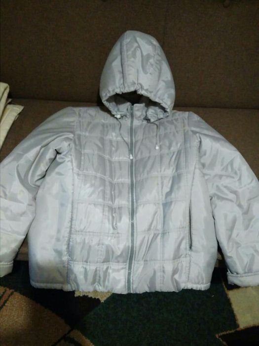 Продам деми курточку!