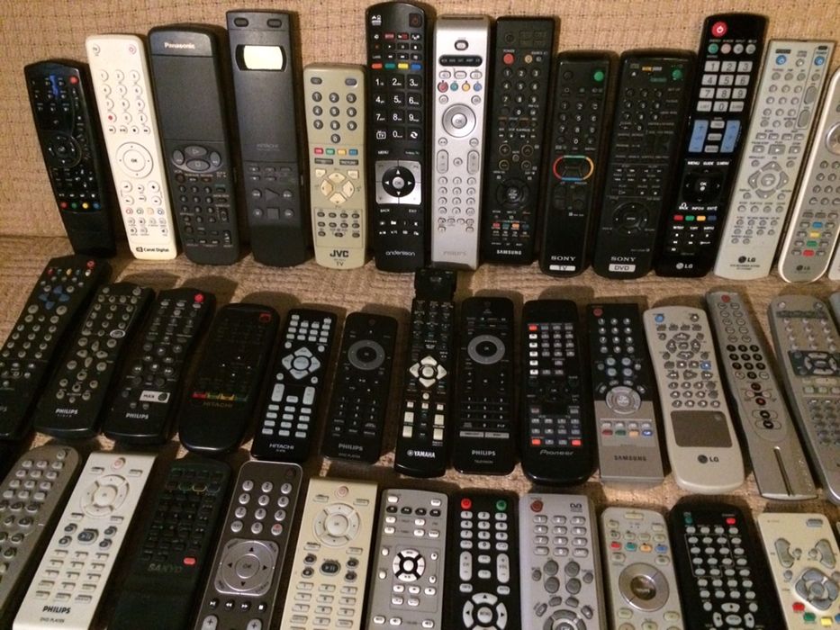 Piloty oryginalne różne