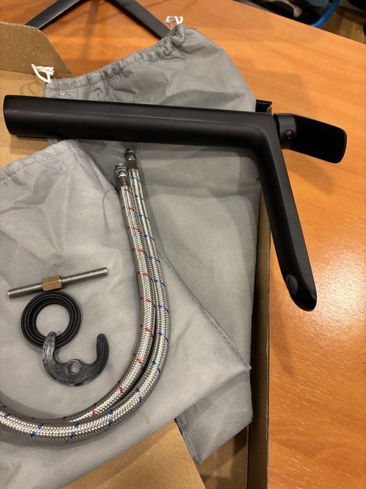 4 x Matte Black Faucets64739073137409124