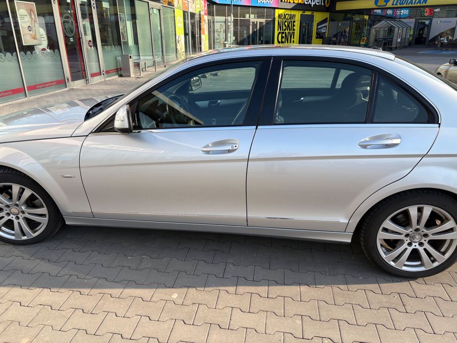Mercedes C klasa W204 benzyna 2008r,165000 km bezwypadkowy