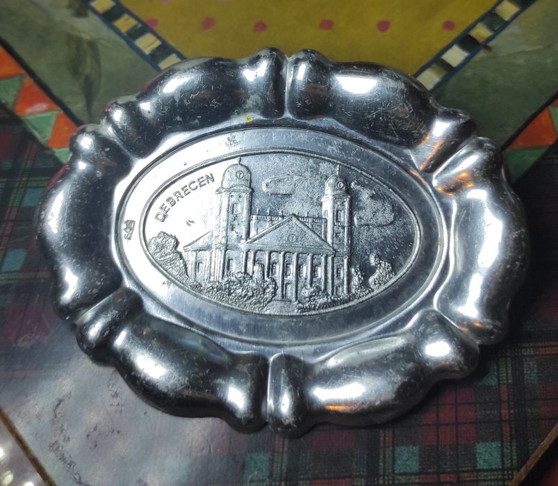 Попільничка Debrecen.