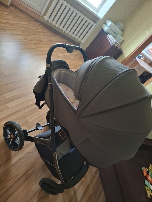 Продам коляску 2в1 Carello Prestige