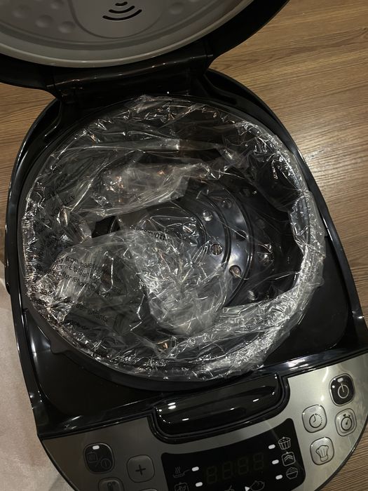 НОВА Мультиварка Moulinex