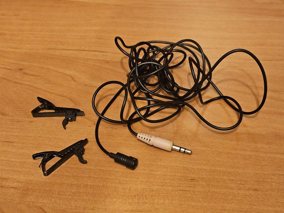 Mały mikrofon naklapowy Media-Tech